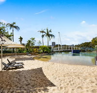 Homebush Bay Self-Contained Modern Two-Bedroom Apartments BEN - Maitland Accommodation