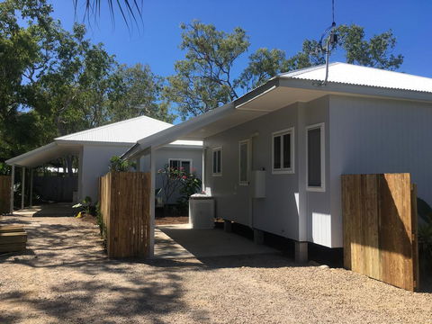 Island Cottages - Maitland Accommodation 2