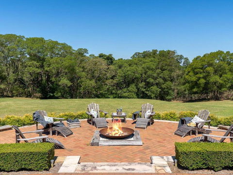 Jaspers Brush - Tranquil Gardens & Stunning Views - Maitland Accommodation 3