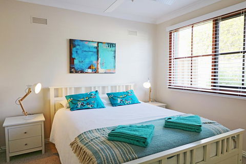 Jodi's Beach Retreat Eden - Maitland Accommodation 0