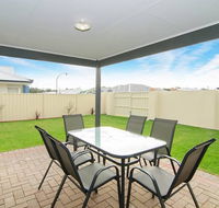Kangaroo Retreat - Maitland Accommodation
