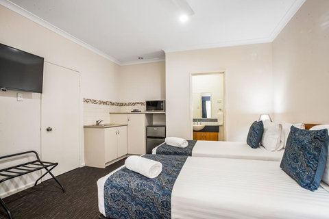 Karratha Central Apartments - Maitland Accommodation 3