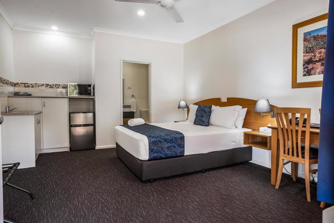 Karratha Central Apartments - Maitland Accommodation 1