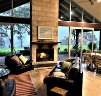 Kenwood Bank Vineyard Retreat - Maitland Accommodation