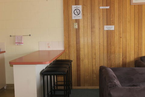 Kermandie Lodge - Maitland Accommodation 2
