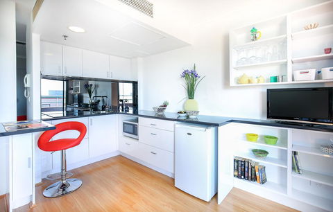 King Location - Life At Your Door - Maitland Accommodation 1