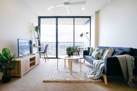 KOZYGURU BRISBANE CITY HIGHRISE 1BED APT SPIRE QBN550-2501 - Maitland Accommodation 0