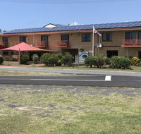 Kurrimine Beach Motel - Maitland Accommodation