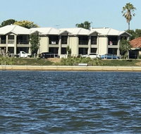 Lake Breeze - Maitland Accommodation