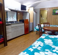 Lake Eacham Tourist Park  Cabins - Maitland Accommodation