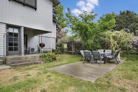 Le Chateau - Centrally Located - Maitland Accommodation 3