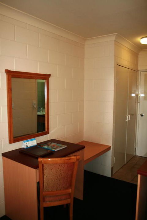 Luma Luma Holiday Apartments - Maitland Accommodation 3