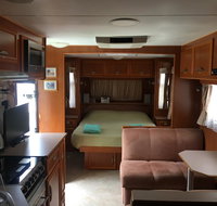 luxury caravan - Maitland Accommodation
