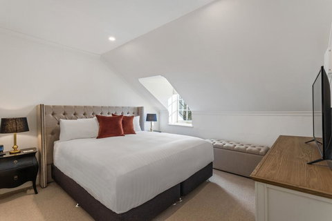 Lythgo's Row Colonial Cottages - Maitland Accommodation 1