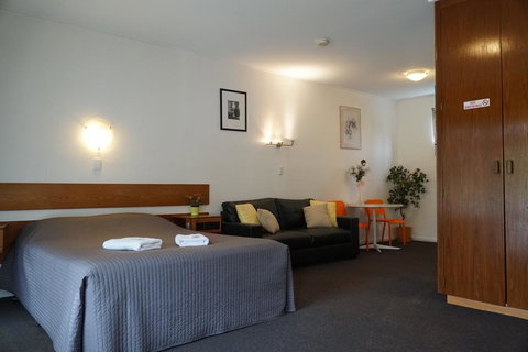 Melaleuca Lodge Beaconsfield - Maitland Accommodation 0