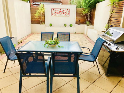 Melbourne Inner City Short Stay Near Flemington Racecourse Free Wifi And Netflix - Maitland Accommodation 1