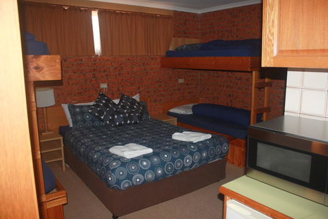 Merrijig Motor Inn - Maitland Accommodation 3