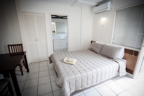 Miami Shore Apartments & Motel - Maitland Accommodation 3