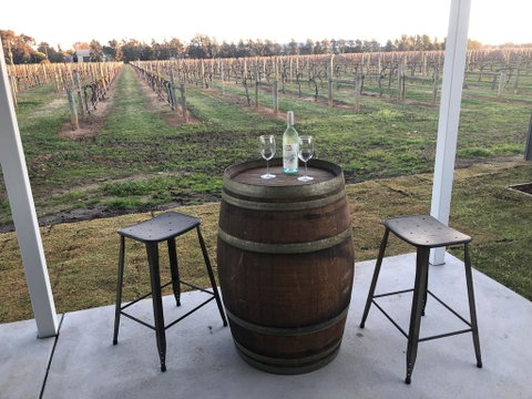 Milawa Vineyard Views - Guesthouse 1 - Maitland Accommodation 0