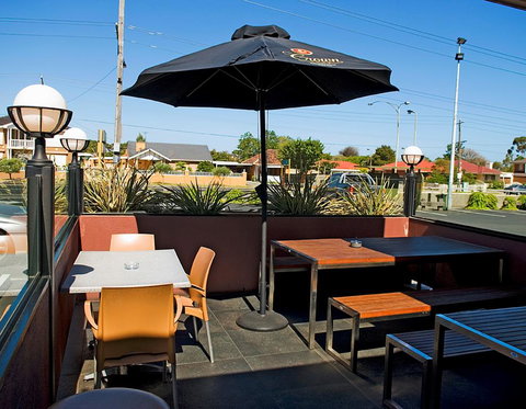 Millers Inn - Maitland Accommodation 0