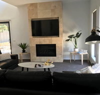 Mountain Mist Apartments - Maitland Accommodation