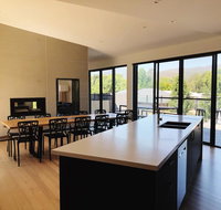Mountain Mist Retreat - 4 Bedrooms - Maitland Accommodation