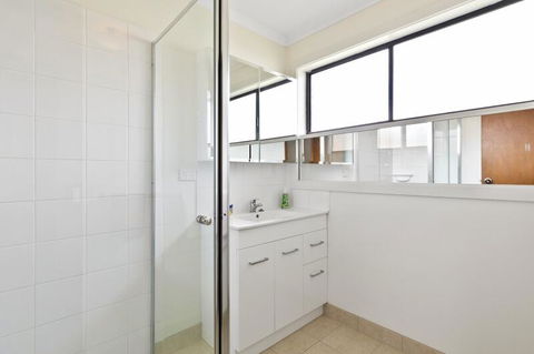 Muirfield Beach Unit 123 - Maitland Accommodation 1