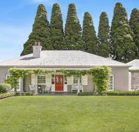 Nattai Lodge - house  cottage in beautiful garden - Maitland Accommodation