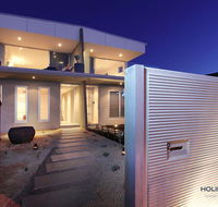 Nautilus Villa Luxury Retreat modern large double beachfront townhouse water views - Maitland Accommodation