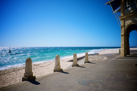 Cottesloe Artist's Beach Retreat - Maitland Accommodation 6
