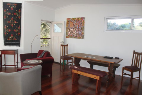 Lotti's House - Maitland Accommodation 27