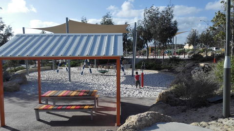 Alkimos Beach Cottage - Maitland Accommodation 15