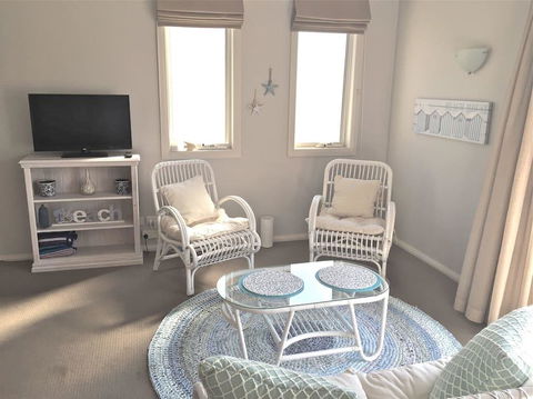 Fremantle Local Beach Studio - Maitland Accommodation 6