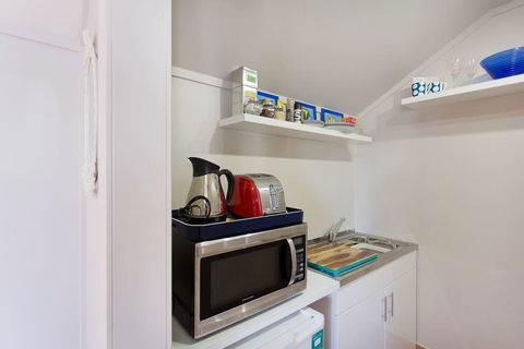 Fremantle Local Beach Studio - Maitland Accommodation 12