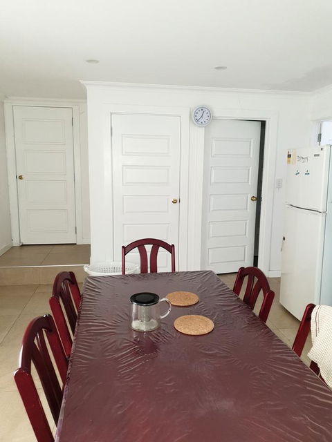 DIANELLA Budget Rooms Happy Place To Stay - Maitland Accommodation 10