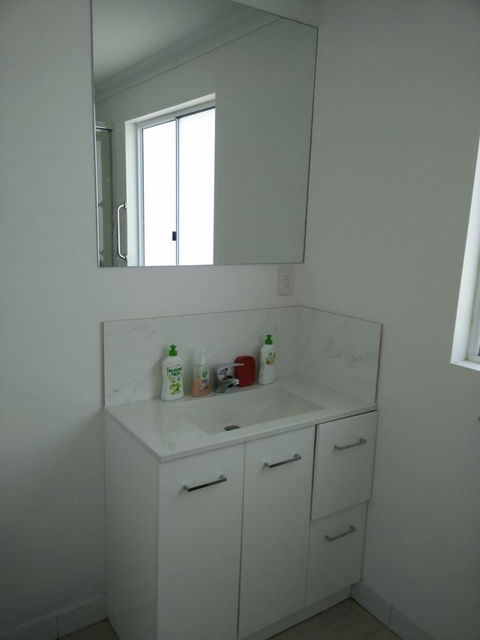 DIANELLA Budget Rooms Happy Place To Stay - Maitland Accommodation 11