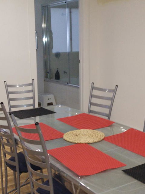 DIANELLA Budget Rooms Happy Place To Stay - Maitland Accommodation 27