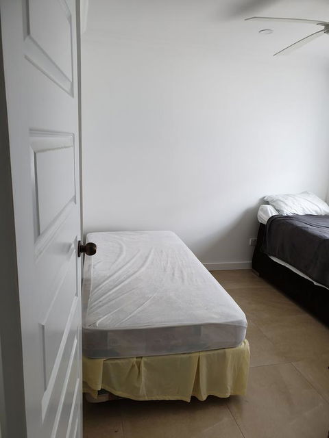 DIANELLA Budget Rooms Happy Place To Stay - Maitland Accommodation 1