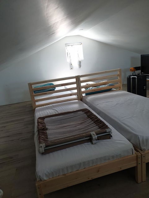 DIANELLA Budget Rooms Happy Place To Stay - Maitland Accommodation 5