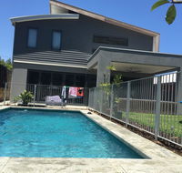 The Pool House - Fremantle - Maitland Accommodation