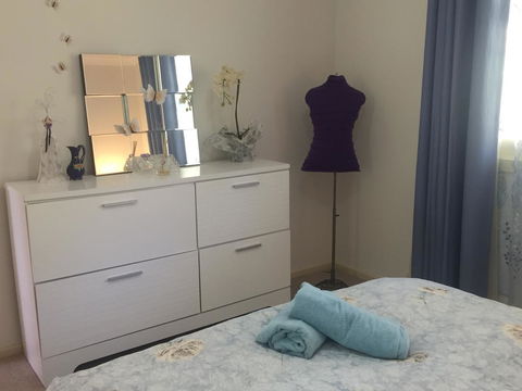 Bright & Beautiful Home On The Hills! - Maitland Accommodation 21