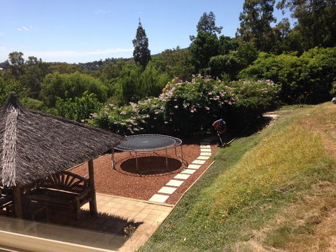 Bright & Beautiful Home On The Hills! - Maitland Accommodation 0