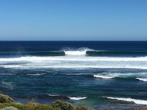 Banksia Luxury Villa - Maitland Accommodation 21