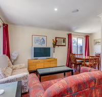 Brilliant neat convenient family-friendly house - Maitland Accommodation
