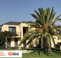 Le Boulevard - Maitland Accommodation