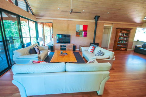 Arum - Close To The Margaret River - Maitland Accommodation 11