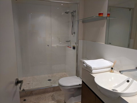 Riverside Retreat - Maitland Accommodation 11