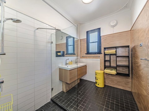 Panoramique Holiday Home With A View - Maitland Accommodation 8