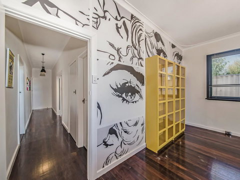 Panoramique Holiday Home With A View - Maitland Accommodation 7