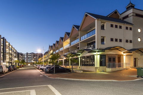 Dolphin Quay Apartments - Maitland Accommodation 18